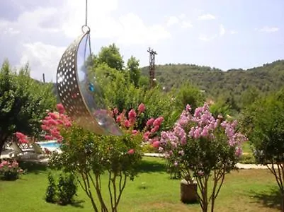 Rhapsody Πανσιόν *