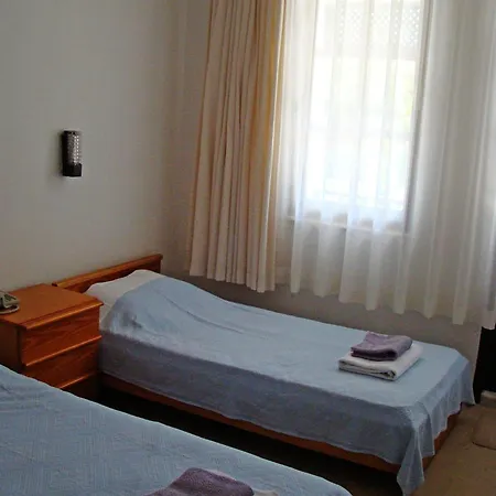 Πανσιόν Rhapsody